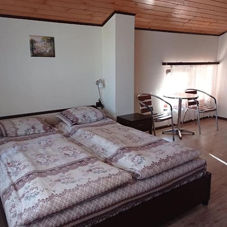 Villa Prolet General-Kantardzhievo Exteriör bild