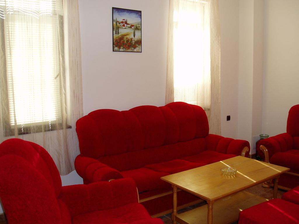 Villa Prolet General-Kantardzhievo Rum bild